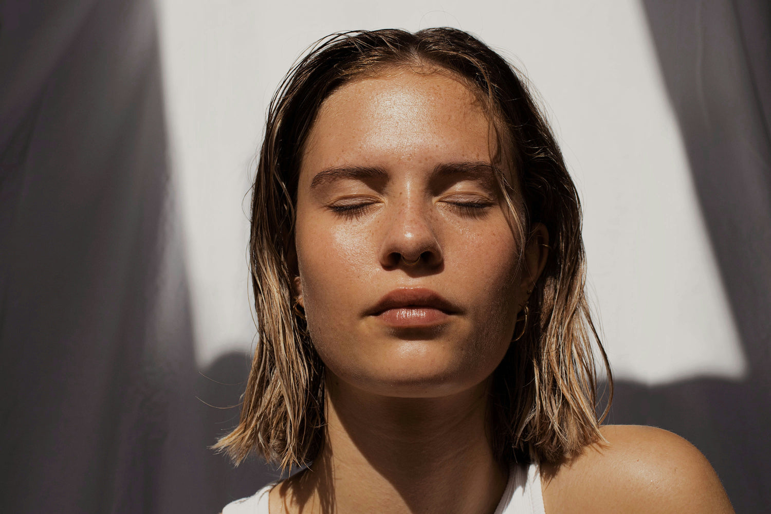 Best Niacinamide Serums for Dark Spots (2026)